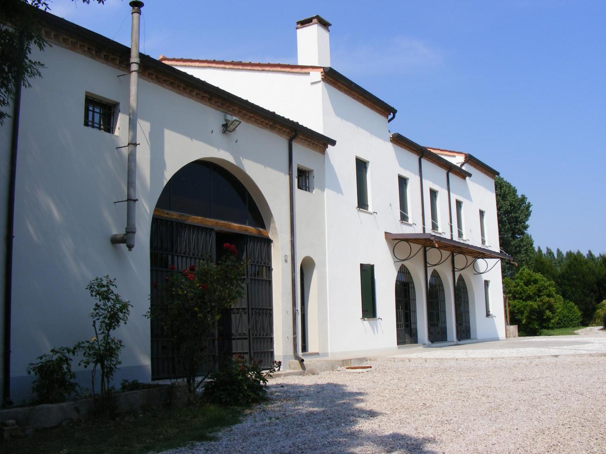 Villa Gaudio Ponte San Nicolo Exterior photo